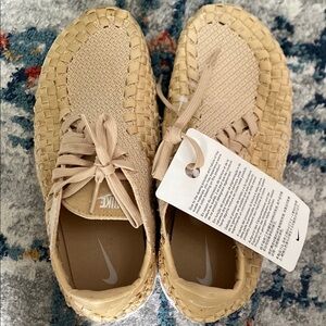 Nike woman’s Air Footscape Woven sneakers